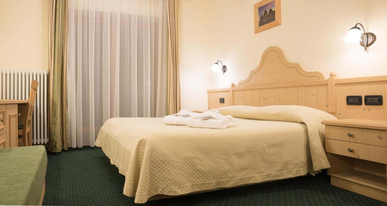 Hotel Crepei Pozza di Fassa Buitenkant foto