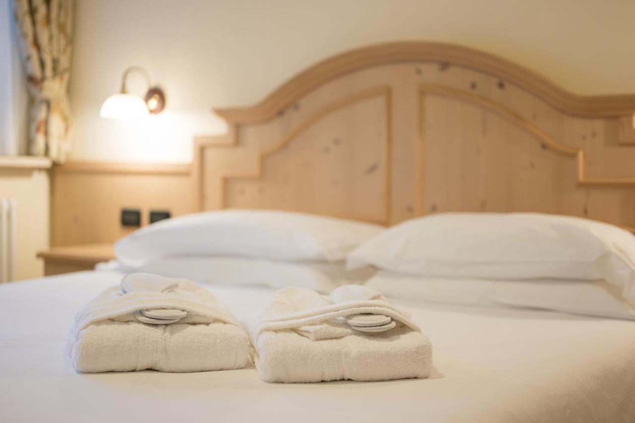 Hotel Crepei Pozza di Fassa Buitenkant foto
